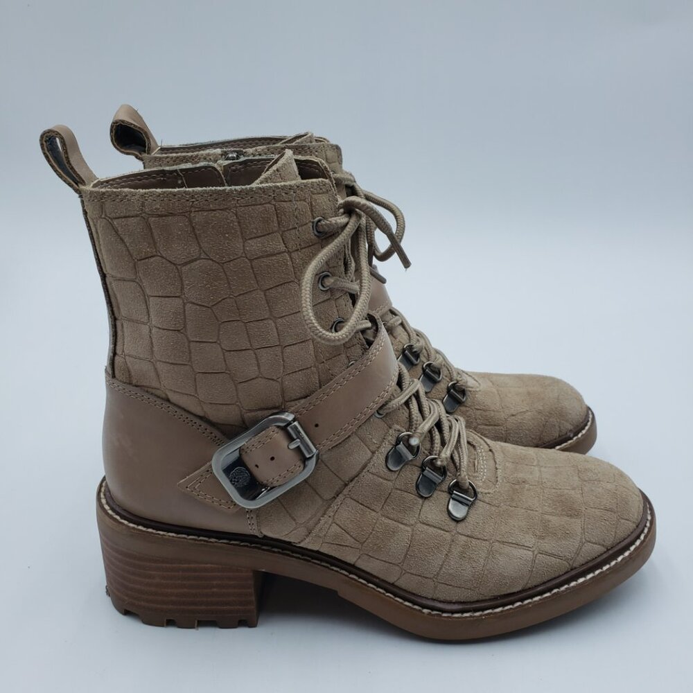 Vince Camuto Kaiander Truffle  Suede Lace Up Boots 7.5 Womens‎ Gator Beige Tan